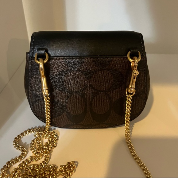 Coach Morgan Card Case On A Chain In Signature Canvas - Picture 6 of 7